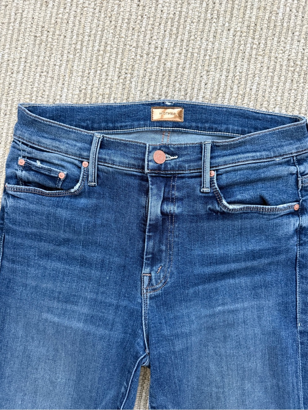 MOTHER Weekender Fray- Size 27